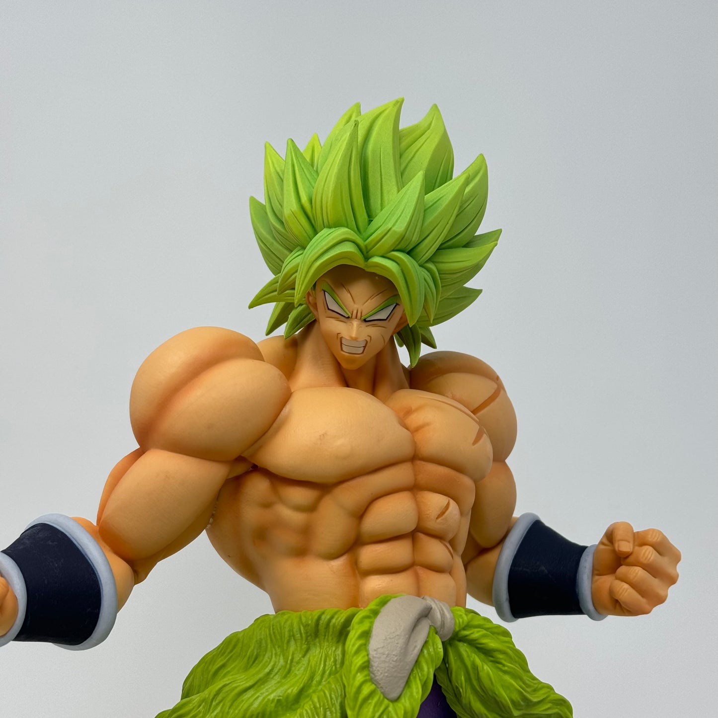 Bandai - Dragon Ball Super King Clustar Super Saiyan Broly (Full Power) - USED